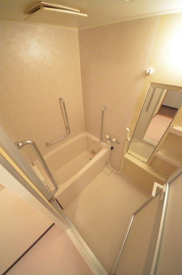 バス／シャワールーム等(★お部屋探しは株式会社タウンハウジング東京まで★)