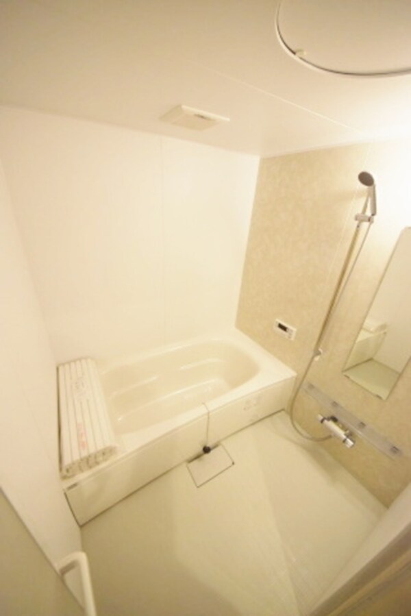 バス／シャワールーム等(★お部屋探しは株式会社タウンハウジング東京まで★)