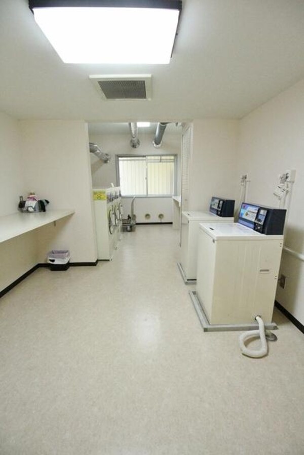 共有部分(★コインランドリー★)