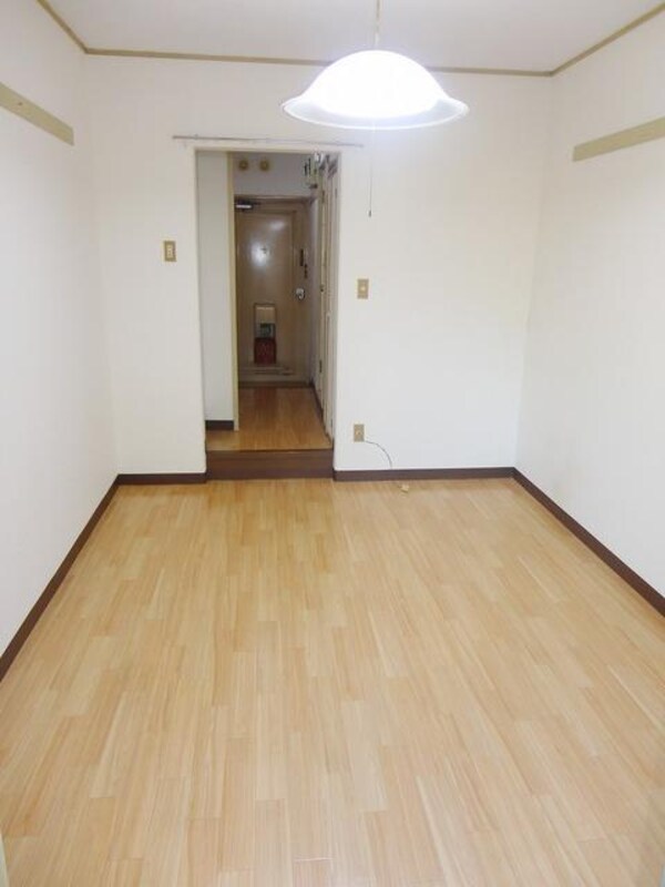 その他室内・内装(同建物別号室参考写真です)