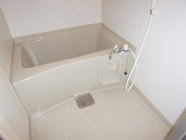 バス／シャワールーム等(★お部屋探しは株式会社タウンハウジング東京まで★)