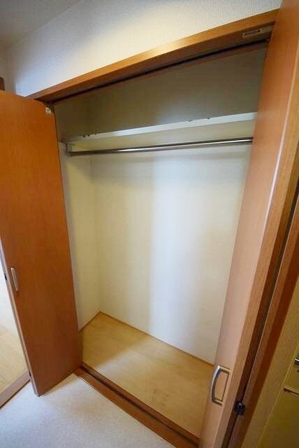 物件内観写真15　(★大きいクローゼットで荷物がたっぷり入ります★)