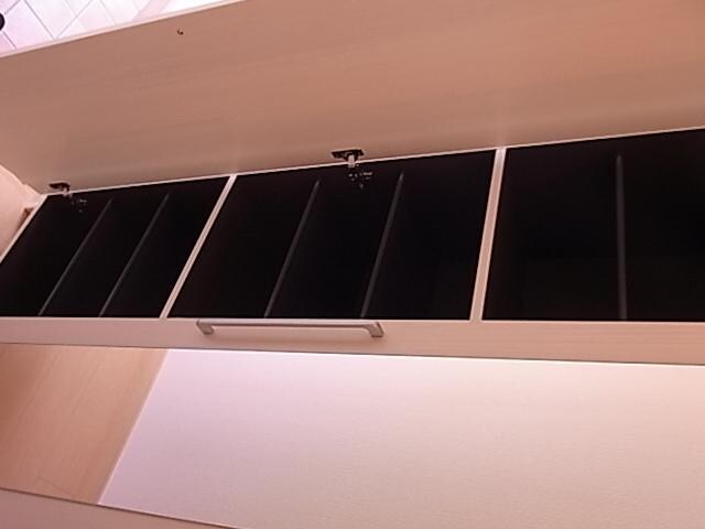 物件内観写真14　(★大きな下駄箱です★)