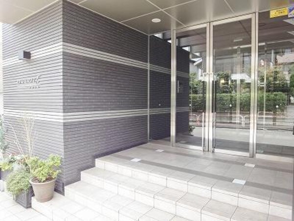 エントランス(★お部屋探しは、タウンハウジング多摩センター店へ★)