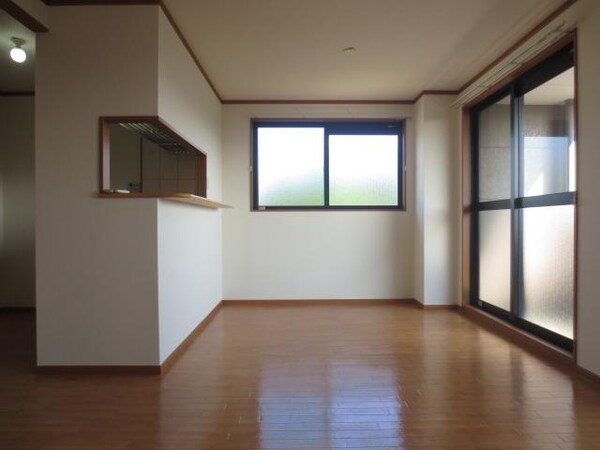 リビング・居室(お問い合わせはタウンハウジング府中店まで！)