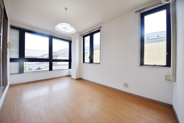 リビング・居室(★側面にまどはございません★)