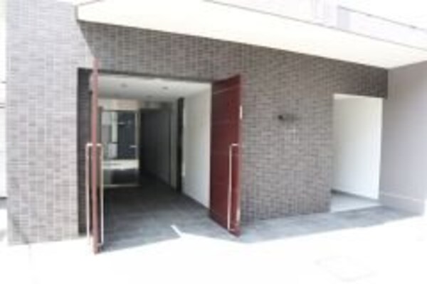 エントランス(★お部屋探しは株式会社タウンハウジング東京まで★)