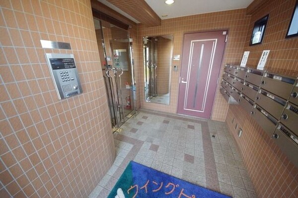 エントランス(★オートロック付きでセキュリティ安心★)