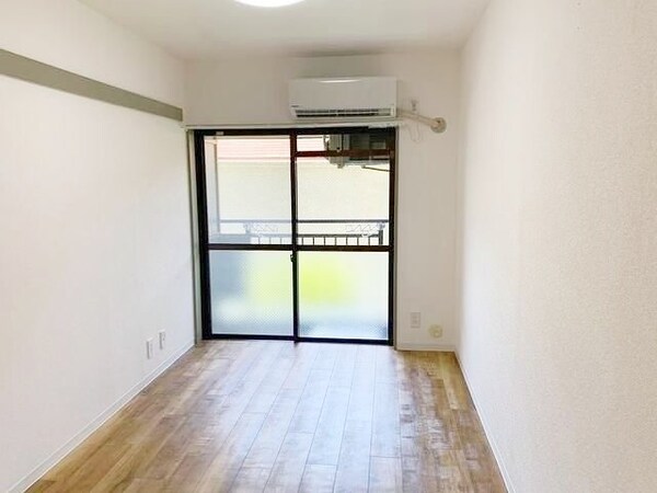 リビング・居室(★お問い合わせはタウンハウジング聖蹟桜ヶ丘店まで★)