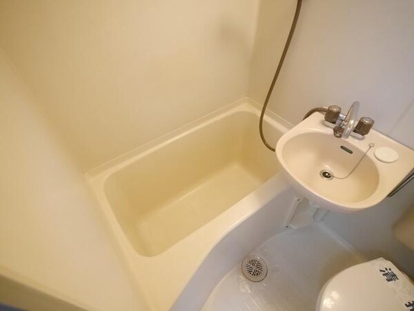 バス／シャワールーム等(★バスタブの様子★)