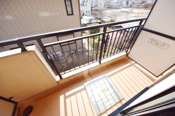 バルコニー(★日当たりのよいバルコニーです★)