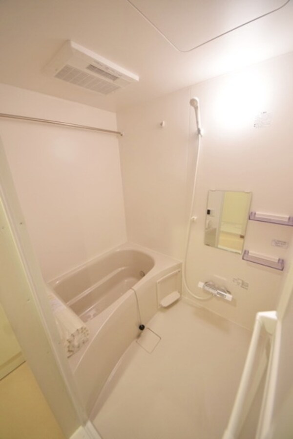 バス／シャワールーム等(★バスルーム★)