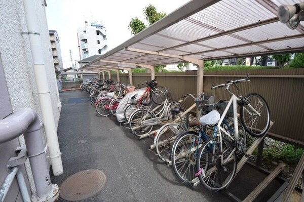 駐車場(駐輪場♪)