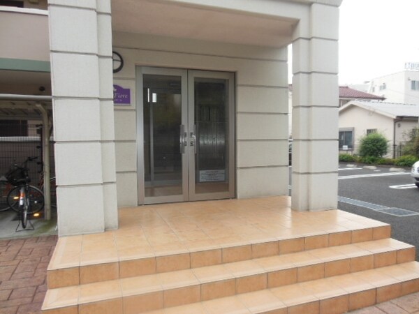 エントランス(★お部屋探しは株式会社タウンハウジング東京まで★)