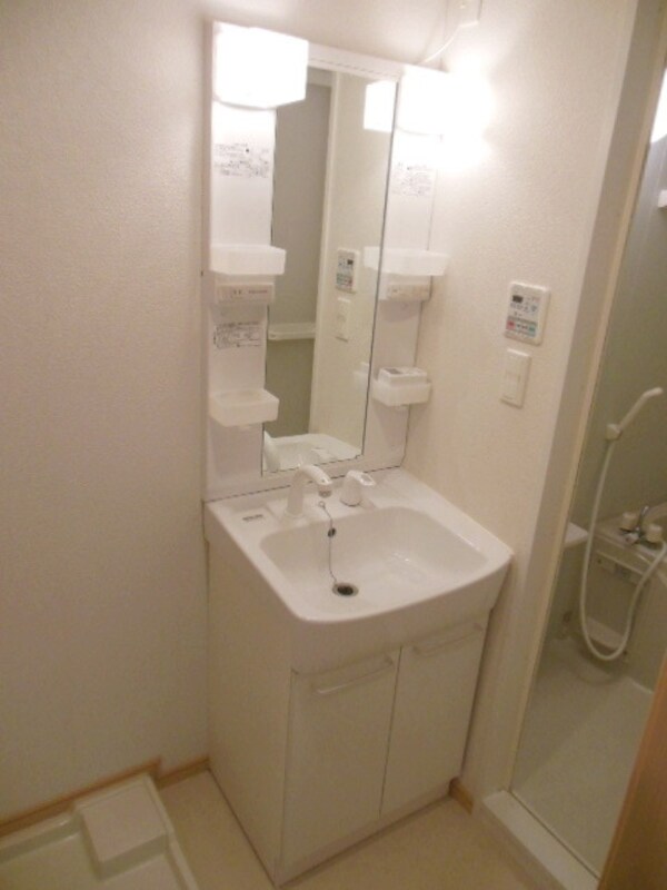 洗面(★お部屋探しは株式会社タウンハウジング東京まで★)