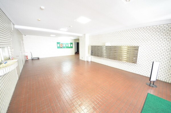 エントランス(♪ロビー♪)