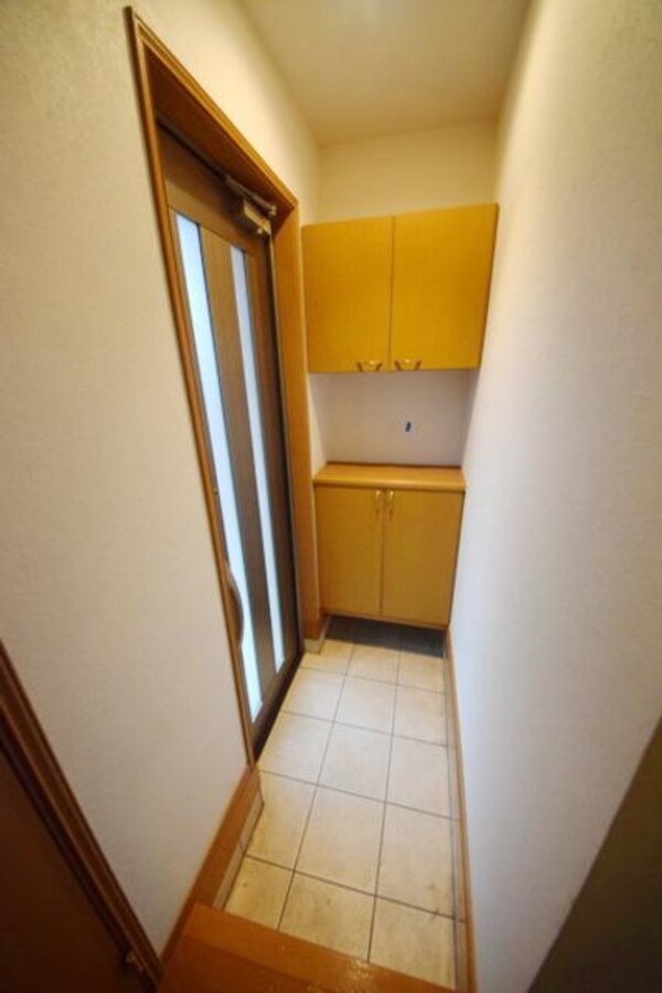 玄関(★ゆったりとした玄関です★)