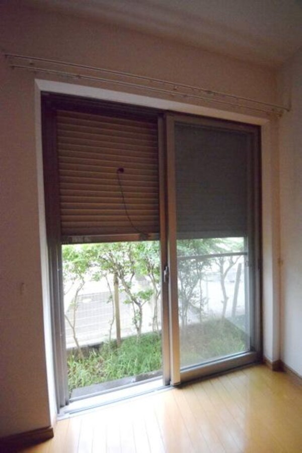 設備(★防犯シャッターです★)