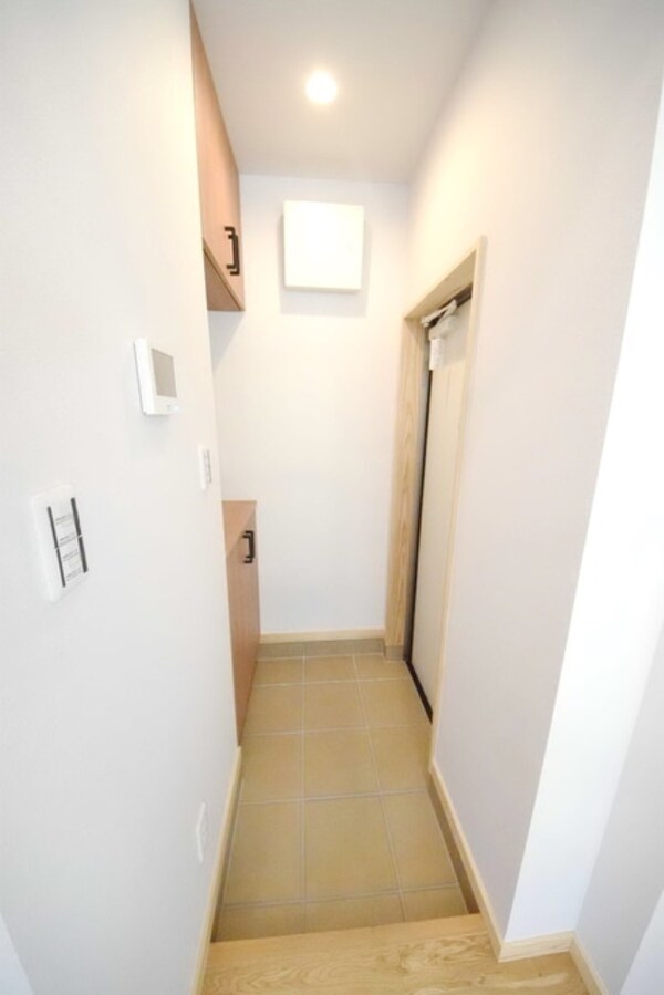 玄関(室内・室内設備)