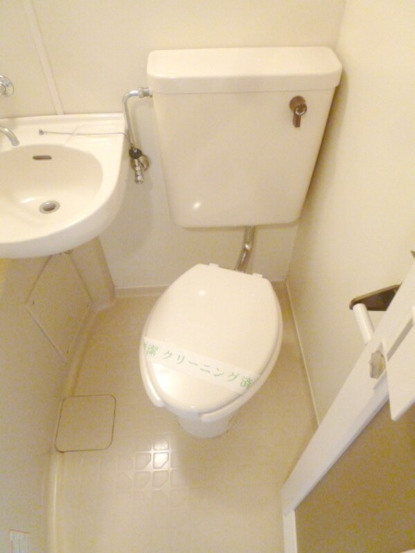 トイレ(★お部屋探しは株式会社タウンハウジング東京まで★)