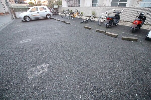 駐車場(★敷地内駐車場です★)