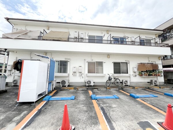 外観(駐車場)