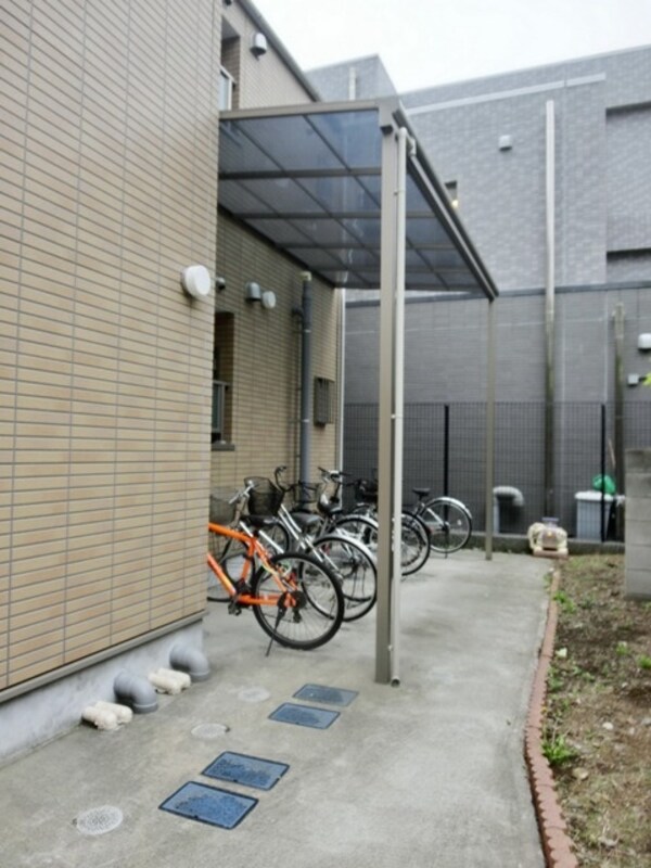 共有部分(★屋根付の駐輪スペースです★)