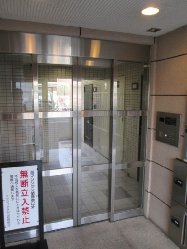 エントランス