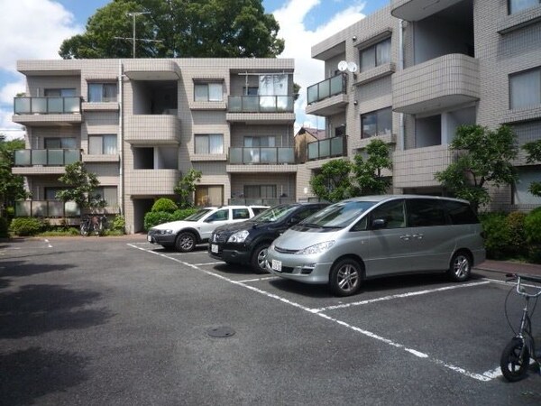 外観(★敷地内駐車場★)