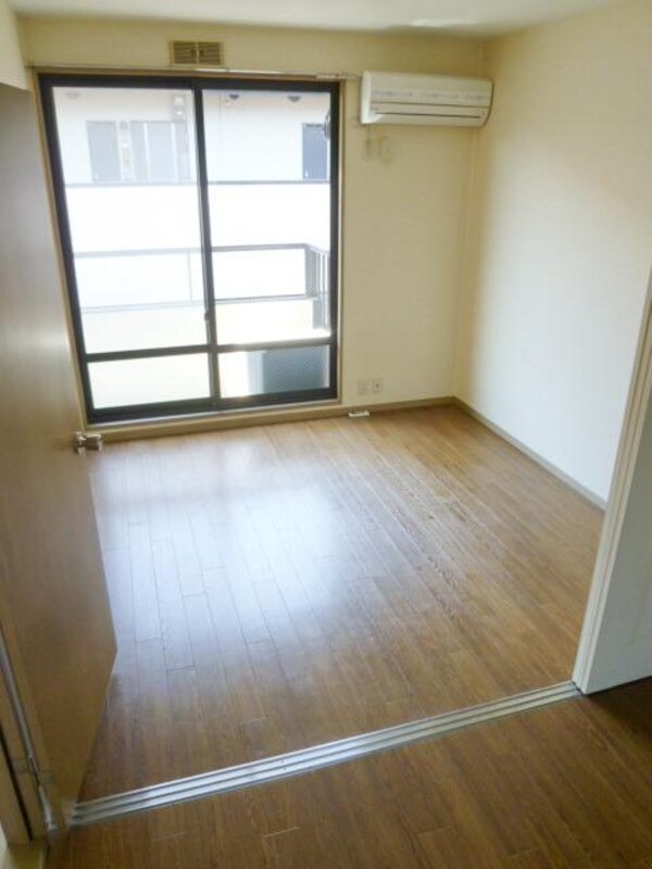 リビング・居室(★フローリングのお部屋です★)