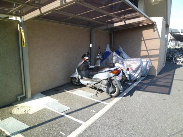 共有部分(★バイク置き場です★)