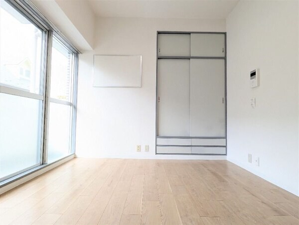 その他室内・内装(★窓の広いお部屋です★)