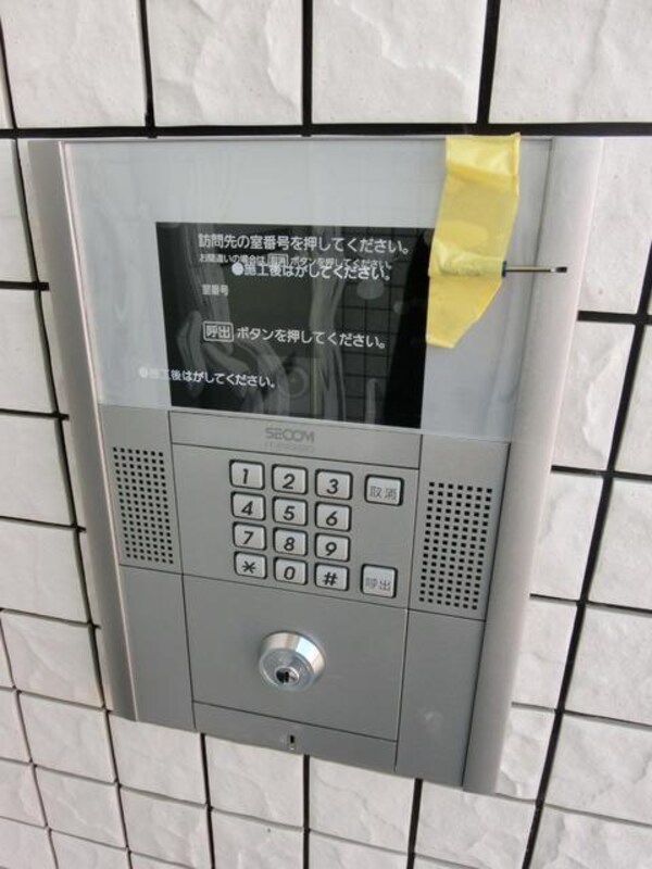 エントランス(★エントランスのオートロックです★)