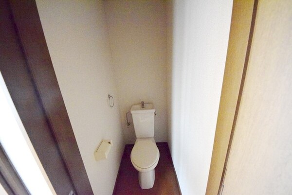 トイレ(別部屋参考写真)