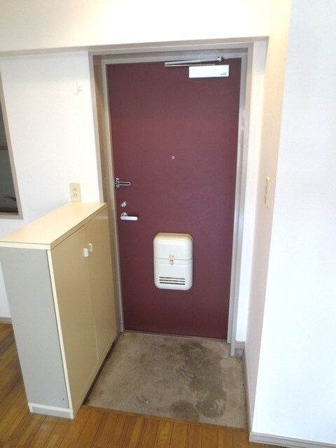 物件内観写真9　(★靴箱のある玄関★)