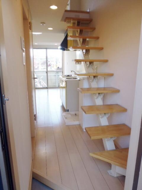 物件内観写真18　(★玄関からの眺め★)