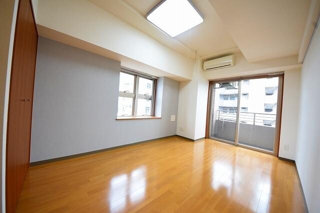 物件内観写真19　(★9Ｆ南向きのお部屋ですよ)