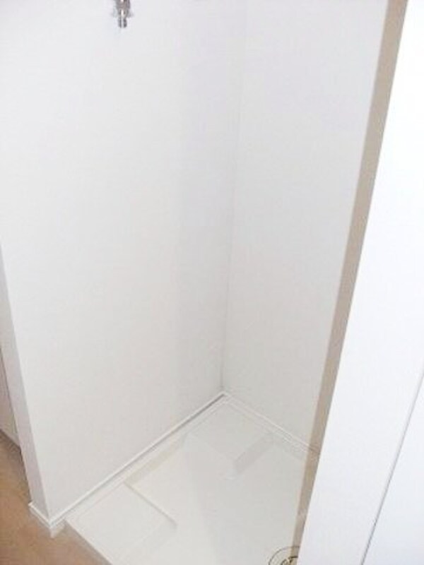 その他(室内洗濯機置場)