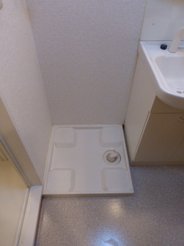 設備(★室内洗濯機置場★※別部屋参考写真)