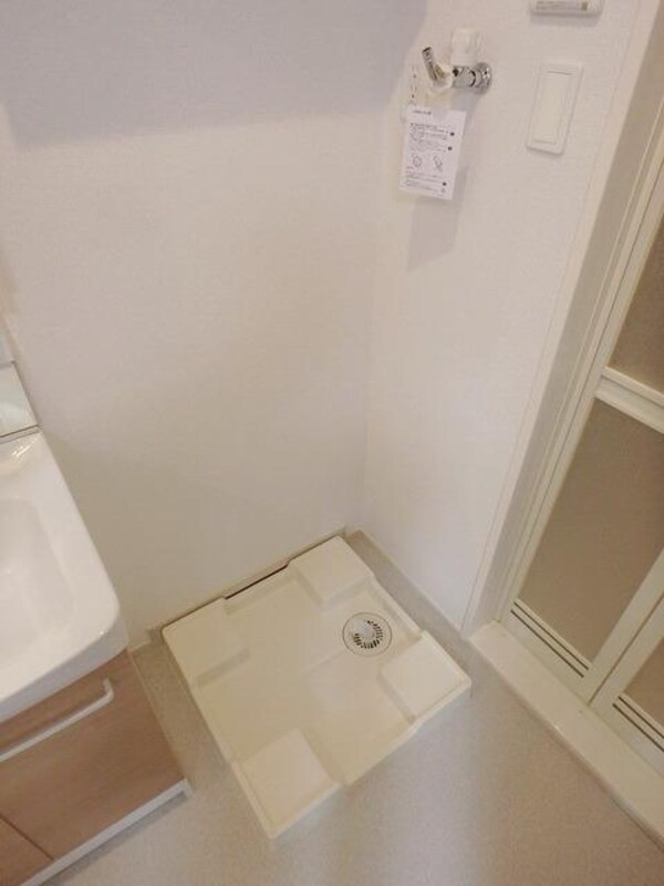 設備(★室内に洗濯機が置けます★)