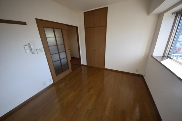 その他室内・内装(★フローリングの洋室です★)