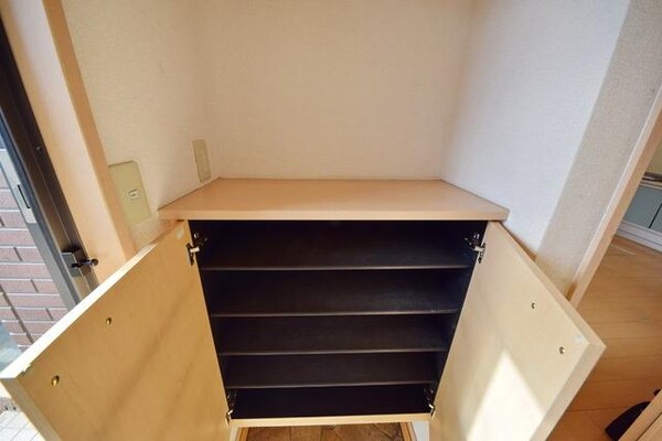 設備(★シューズＢＯＸです★)