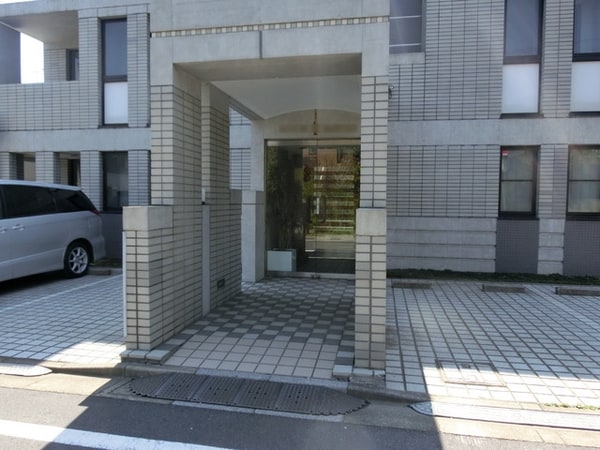 エントランス(★オシャレなエントランスです★)