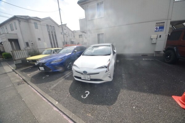 駐車場(★駐車場★)