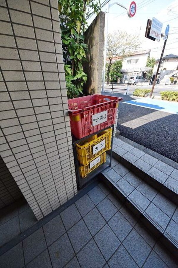 共有部分(★ゴミ置き場です★)