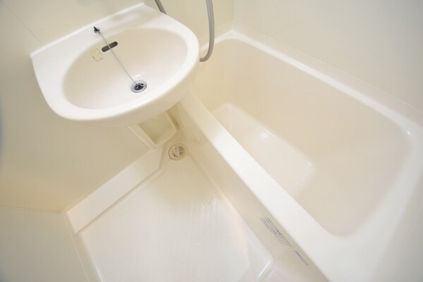 洗面(★人気のバストイレ別のお部屋です★)