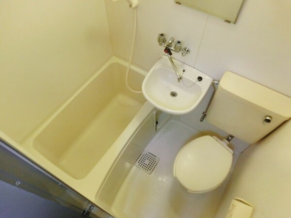 バス／シャワールーム等