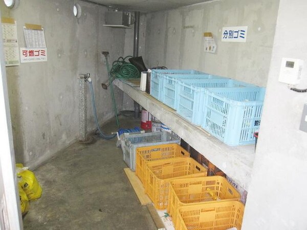 その他(★マンション専用ゴミ置き場です★)
