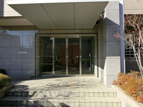 その他(★お洒落なエントランスです★)