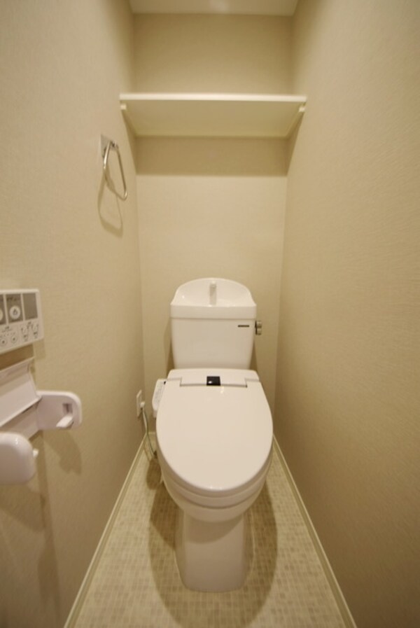 トイレ(別部屋参考写真)